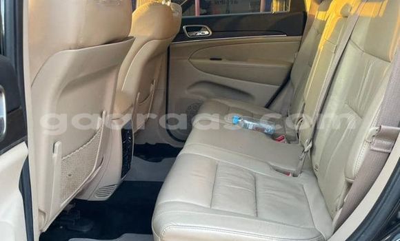 Dieundeu Occasion Jeep Grand Cherokee Black Auto in Dakar in Dakar Dieundeu Occasion Jeep Grand Cherokee Black Auto in Dakar in Dakar