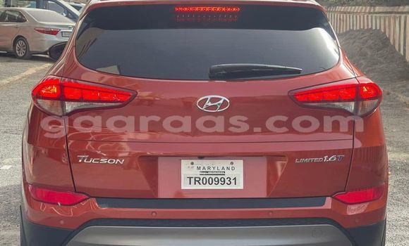 Dieundeu Occasion Hyundai Tucson Red Auto in Dakar in Dakar Dieundeu Occasion Hyundai Tucson Red Auto in Dakar in Dakar