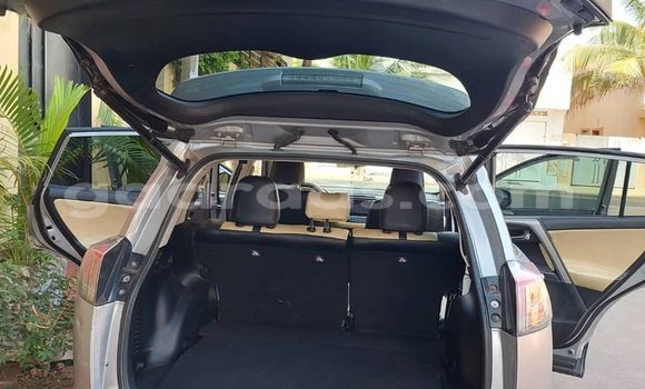 Acheter Occasion Voiture Toyota RAV4 Autre à Dakar, Dakar