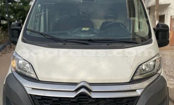 Dieundeu Occasion Citroen Jumpy White Auto in Dakar in Dakar Dieundeu Occasion Citroen Jumpy White Auto in Dakar in Dakar