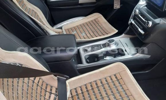 Acheter Occasion Voiture Ford Explorer Blanc à Dakar, Dakar Acheter Occasion Voiture Ford Explorer Blanc à Dakar, Dakar