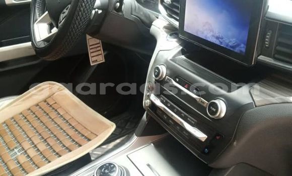 Acheter Occasion Voiture Ford Explorer Blanc à Dakar, Dakar Acheter Occasion Voiture Ford Explorer Blanc à Dakar, Dakar