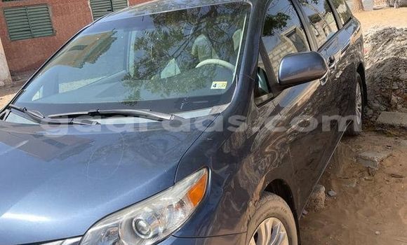 Dieundeu Occasion Toyota Sienna Other Auto in Dakar in Dakar Dieundeu Occasion Toyota Sienna Other Auto in Dakar in Dakar