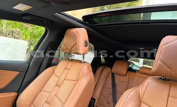 Dieundeu Occasion DS 7 Crossback Black Auto in Dakar in Dakar Dieundeu Occasion DS 7 Crossback Black Auto in Dakar in Dakar