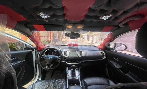 Dieundeu Occasion Kia Sportage White Auto in Dakar in Dakar Dieundeu Occasion Kia Sportage White Auto in Dakar in Dakar