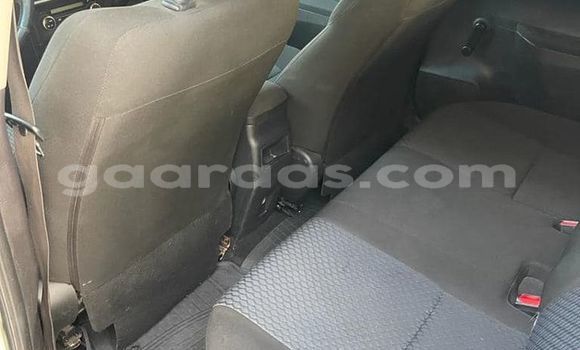 Dieundeu Occasion Toyota Auris White Auto in Dakar in Dakar Dieundeu Occasion Toyota Auris White Auto in Dakar in Dakar