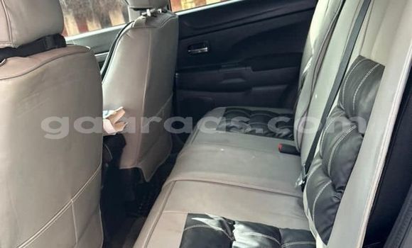 Dieundeu Occasion Mitsubishi RVR White Auto in Dakar in Dakar Dieundeu Occasion Mitsubishi RVR White Auto in Dakar in Dakar