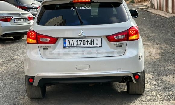 Dieundeu Occasion Mitsubishi RVR White Auto in Dakar in Dakar Dieundeu Occasion Mitsubishi RVR White Auto in Dakar in Dakar