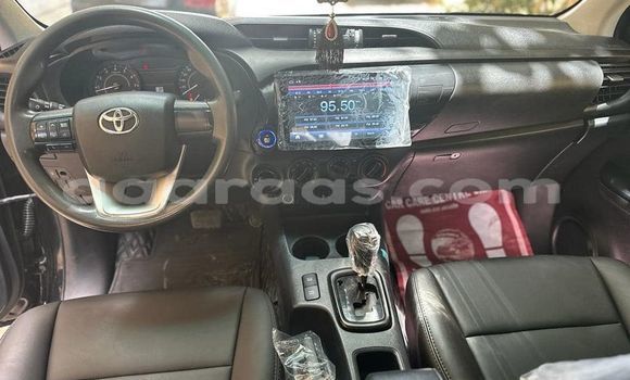 Dieundeu Occasion Toyota Hilux Black Auto in Dakar in Dakar Dieundeu Occasion Toyota Hilux Black Auto in Dakar in Dakar