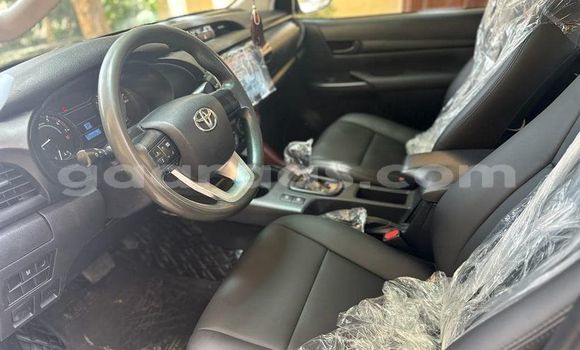 Dieundeu Occasion Toyota Hilux Black Auto in Dakar in Dakar Dieundeu Occasion Toyota Hilux Black Auto in Dakar in Dakar