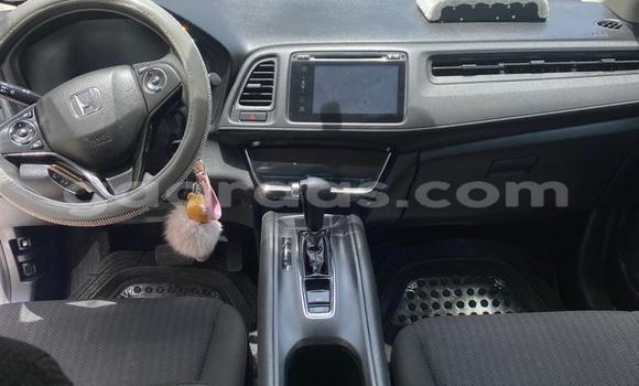 Buy Used Honda HR–V White Car in Dakar in Dakar Buy Used Honda HR–V White Car in Dakar in Dakar