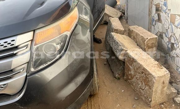 Dieundeu Occasion FORD MUSTANG Silver Auto in Dakar in Dakar Dieundeu Occasion FORD MUSTANG Silver Auto in Dakar in Dakar