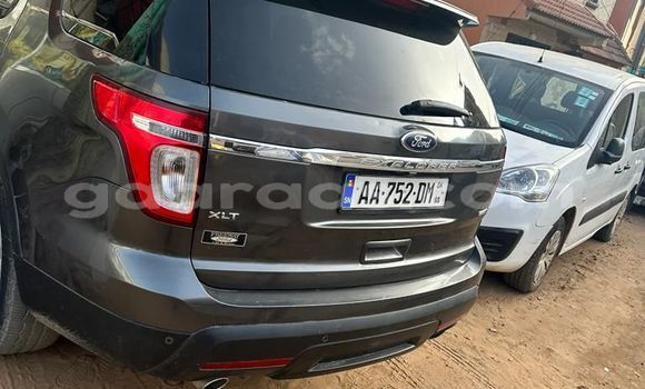 Dieundeu Occasion FORD MUSTANG Silver Auto in Dakar in Dakar Dieundeu Occasion FORD MUSTANG Silver Auto in Dakar in Dakar