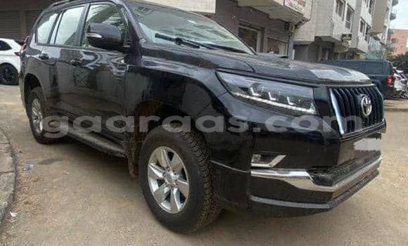 Dieundeu Imported Toyota Prado Black Auto in Dakar in Dakar