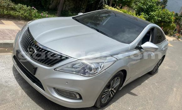 Dieundeu Imported Hyundai Grandeur Silver Auto in Dakar in Dakar Dieundeu Imported Hyundai Grandeur Silver Auto in Dakar in Dakar