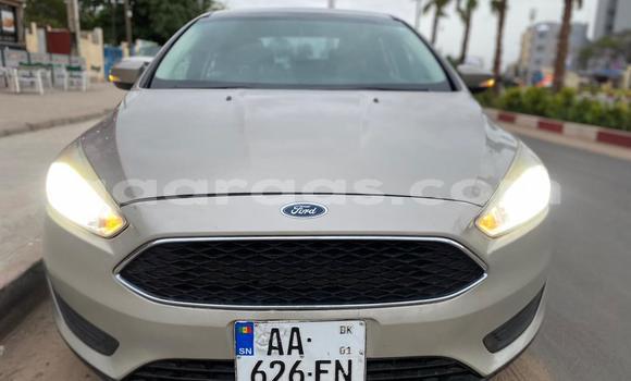 Dieundeu Occasion FORD MUSTANG Beige Auto in Dakar in Dakar
