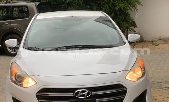 Acheter Import Voiture Hyundai Elantra Blanc à Dakar, Dakar Acheter Import Voiture Hyundai Elantra Blanc à Dakar, Dakar