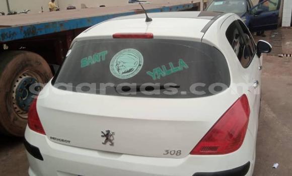 Buy Used Peugeot 308 White Car in Dakar in Dakar Buy Used Peugeot 308 White Car in Dakar in Dakar