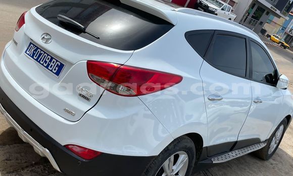 Dieundeu Occasion Hyundai ix35 White Auto in Dakar in Dakar Dieundeu Occasion Hyundai ix35 White Auto in Dakar in Dakar
