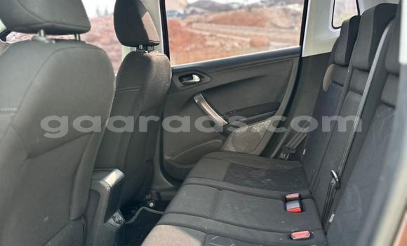 Acheter Import Voiture Peugeot 2008 Marron à Dakar, Dakar Acheter Import Voiture Peugeot 2008 Marron à Dakar, Dakar