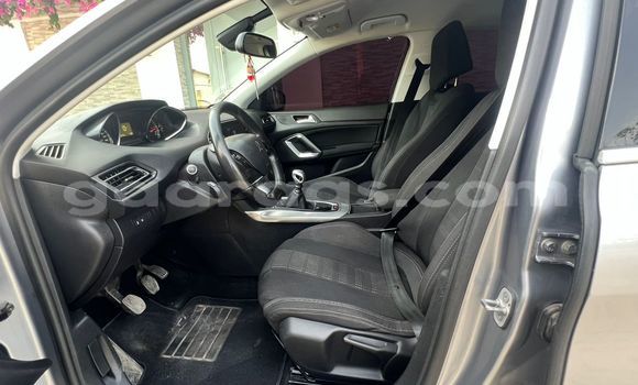 Acheter Import Voiture Peugeot 308 Gris à Dakar, Dakar Acheter Import Voiture Peugeot 308 Gris à Dakar, Dakar