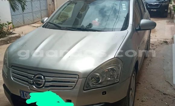 Buy Used Nissan Qashqai+2 Silver Car in Dakar in Dakar Buy Used Nissan Qashqai+2 Silver Car in Dakar in Dakar