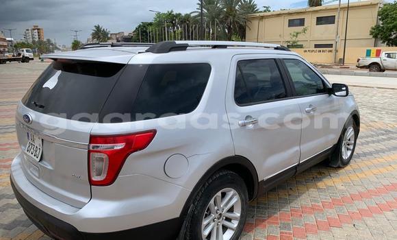 Dieundeu Occasion Ford Explorer Silver Auto in Dakar in Dakar Dieundeu Occasion Ford Explorer Silver Auto in Dakar in Dakar