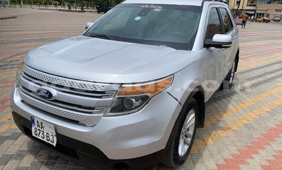 Dieundeu Occasion Ford Explorer Silver Auto in Dakar in Dakar Dieundeu Occasion Ford Explorer Silver Auto in Dakar in Dakar