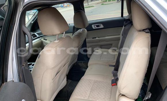 Dieundeu Occasion Ford Explorer Silver Auto in Dakar in Dakar Dieundeu Occasion Ford Explorer Silver Auto in Dakar in Dakar