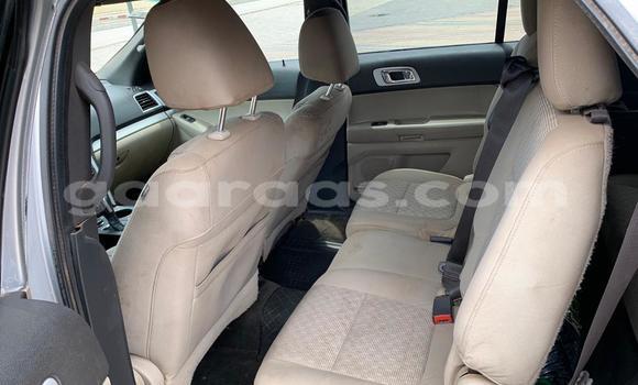 Dieundeu Occasion Ford Explorer Silver Auto in Dakar in Dakar Dieundeu Occasion Ford Explorer Silver Auto in Dakar in Dakar