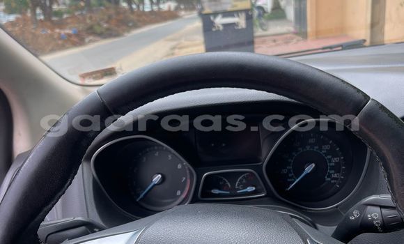 Dieundeu Occasion Ford Focus Blue Auto in Dakar in Dakar Dieundeu Occasion Ford Focus Blue Auto in Dakar in Dakar