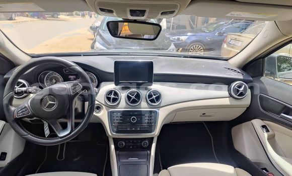 Buy Used Mercedes‒Benz GLA-klasse Beige Car in Dakar in Dakar Buy Used Mercedes‒Benz GLA-klasse Beige Car in Dakar in Dakar