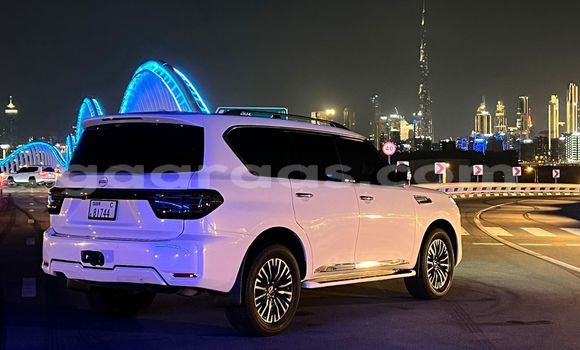 Dieundeu Occasion Nissan Patrol White Auto in Dakar in Dakar Dieundeu Occasion Nissan Patrol White Auto in Dakar in Dakar