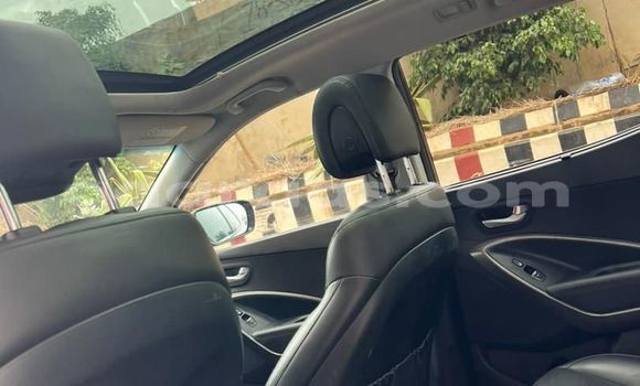 Dieundeu Occasion Hyundai Santa Fe Black Auto in Dakar in Dakar Dieundeu Occasion Hyundai Santa Fe Black Auto in Dakar in Dakar