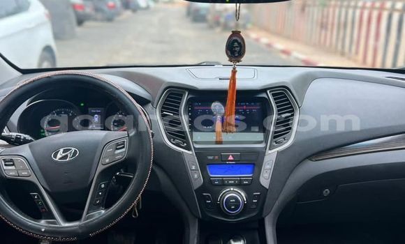 Dieundeu Occasion Hyundai Santa Fe Black Auto in Dakar in Dakar Dieundeu Occasion Hyundai Santa Fe Black Auto in Dakar in Dakar