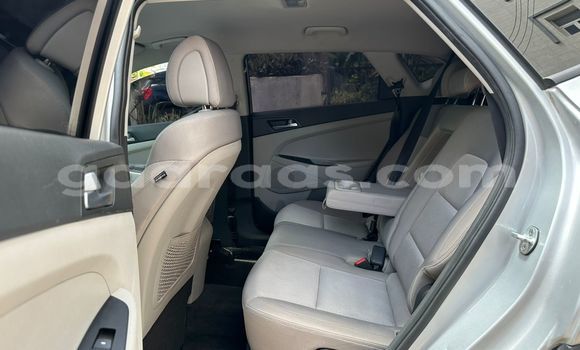 Acheter Import Voiture Hyundai Tucson Gris à Dakar, Dakar Acheter Import Voiture Hyundai Tucson Gris à Dakar, Dakar