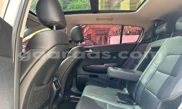 Buy Import Kia Sportage White Car in Dakar in Dakar Buy Import Kia Sportage White Car in Dakar in Dakar