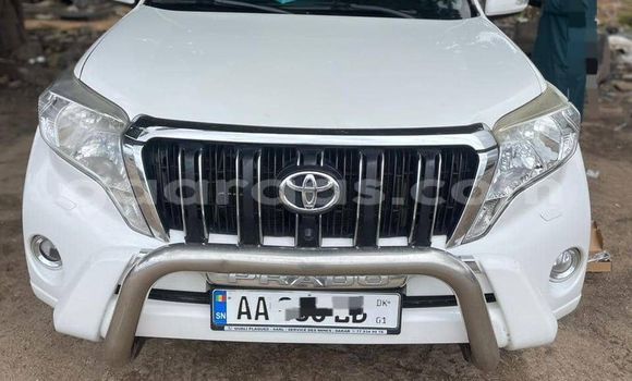 Dieundeu Occasion Toyota Prado White Auto in Dakar in Dakar Dieundeu Occasion Toyota Prado White Auto in Dakar in Dakar