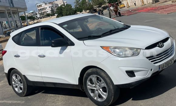 Dieundeu Occasion Hyundai Tucson White Auto in Dakar in Dakar Dieundeu Occasion Hyundai Tucson White Auto in Dakar in Dakar