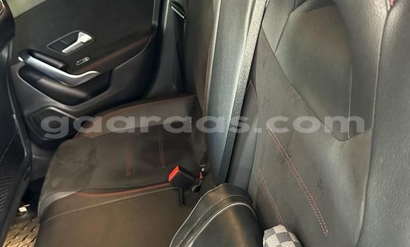 Dieundeu Beess Mercedes‒Benz CLA-klasse Silver Auto in Dakar in Dakar Dieundeu Beess Mercedes‒Benz CLA-klasse Silver Auto in Dakar in Dakar