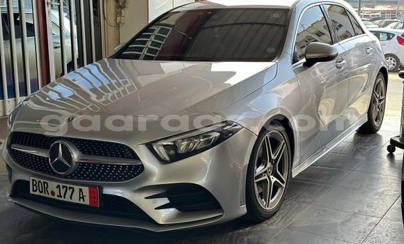 Dieundeu Beess Mercedes‒Benz CLA-klasse Silver Auto in Dakar in Dakar Dieundeu Beess Mercedes‒Benz CLA-klasse Silver Auto in Dakar in Dakar