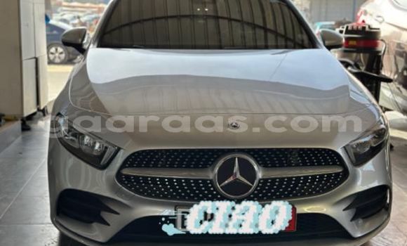 Dieundeu Beess Mercedes‒Benz CLA-klasse Silver Auto in Dakar in Dakar Dieundeu Beess Mercedes‒Benz CLA-klasse Silver Auto in Dakar in Dakar