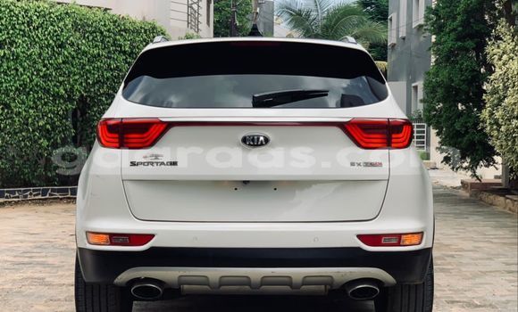 Buy Used Kia Sportage White Car in Dakar in Dakar Buy Used Kia Sportage White Car in Dakar in Dakar