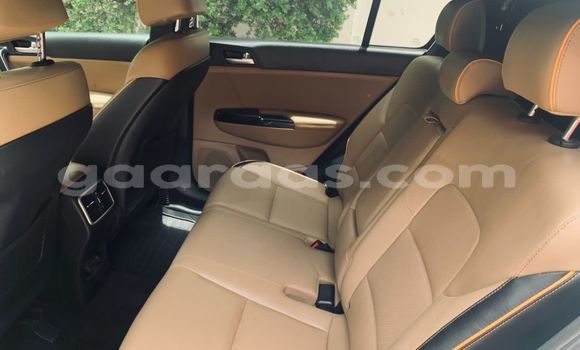 Buy Used Kia Sportage White Car in Dakar in Dakar Buy Used Kia Sportage White Car in Dakar in Dakar