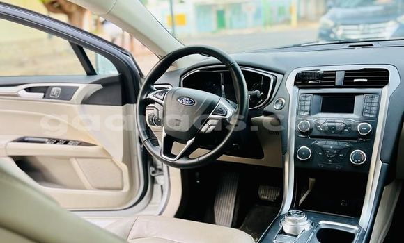 Dieundeu Occasion Ford Fusion Silver Auto in Dakar in Dakar Dieundeu Occasion Ford Fusion Silver Auto in Dakar in Dakar