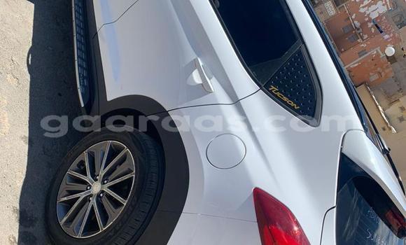 Buy Used Hyundai Tucson White Car in Rufisque in Dakar Buy Used Hyundai Tucson White Car in Rufisque in Dakar