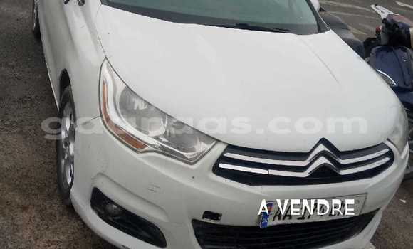 Dieundeu Occasion Citroen C4 White Auto in Dakar in Dakar
