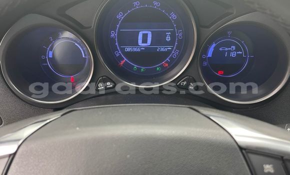 Acheter Import Voiture Citroen C4 Beige à Dakar, Dakar Acheter Import Voiture Citroen C4 Beige à Dakar, Dakar