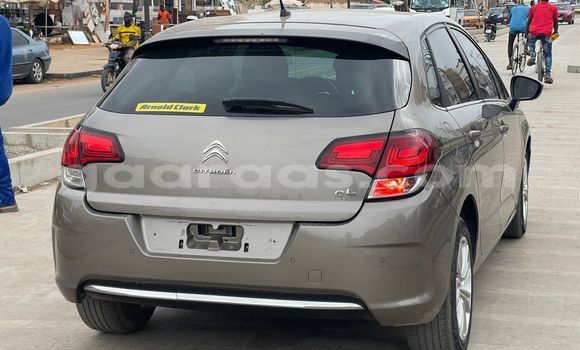 Acheter Import Voiture Citroen C4 Beige à Dakar, Dakar Acheter Import Voiture Citroen C4 Beige à Dakar, Dakar