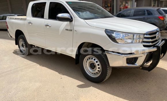 Dieundeu Occasion Toyota Hilux White Auto in Dakar in Dakar Dieundeu Occasion Toyota Hilux White Auto in Dakar in Dakar